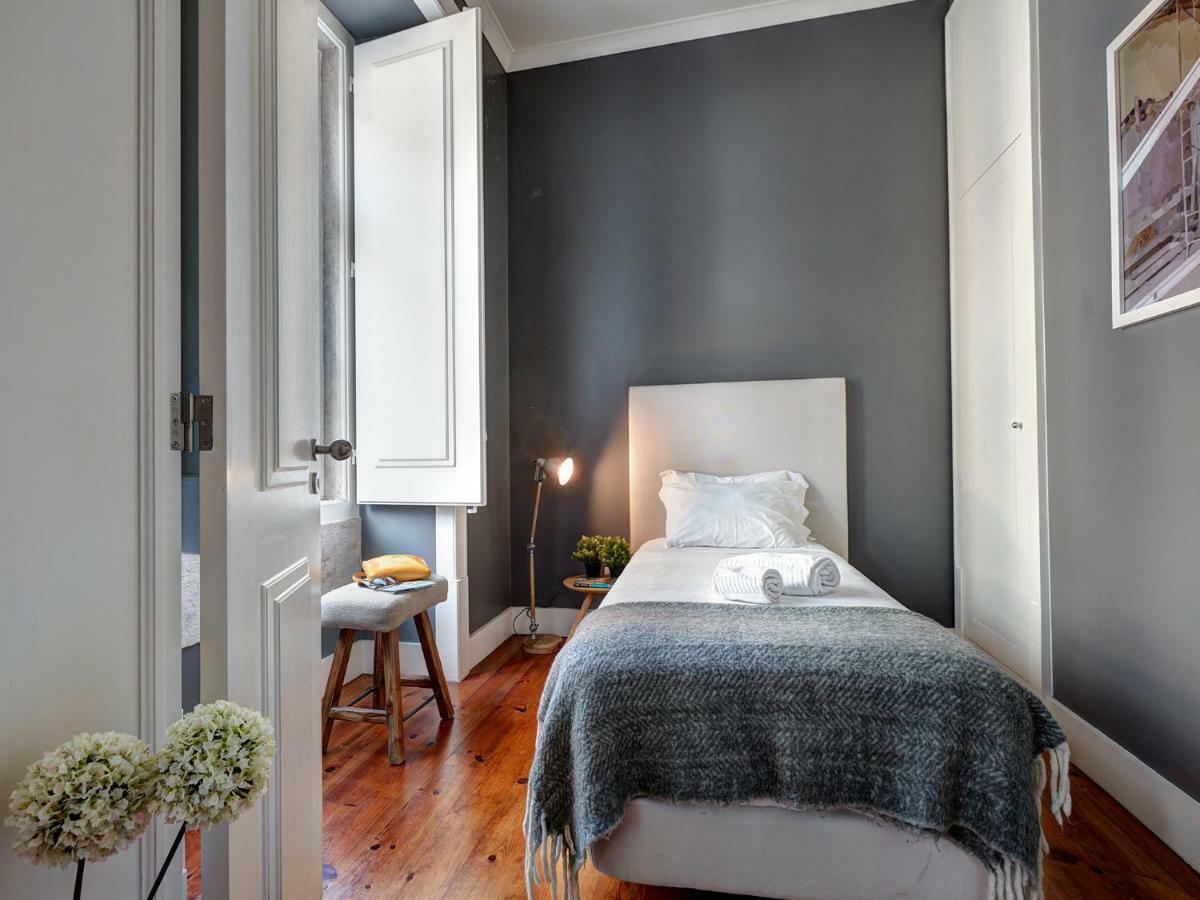 Lisbon Canaan Boutique Apartments Fanqueiros 114 By Get Your Stay Exterior foto